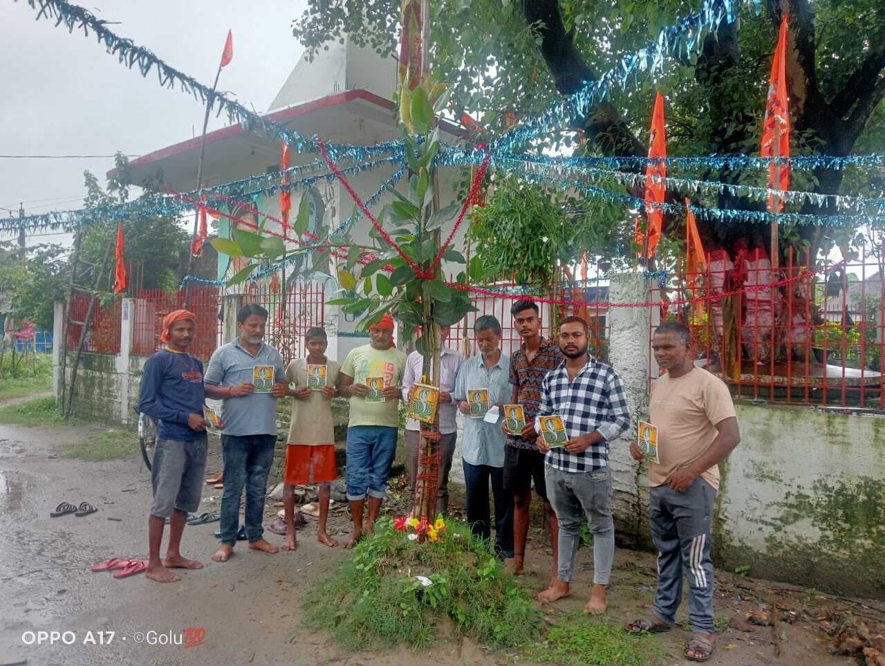 नागपंचमी पर मंदिर में पूजा-अर्चना को उमड़े श्रद्धालु