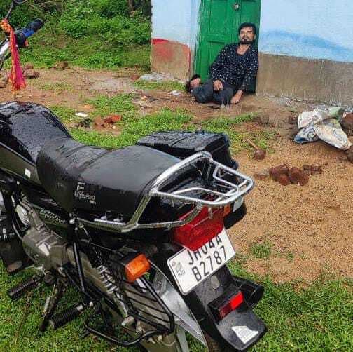 बारिश थमने के इंतजार में सड़क किनारे घर के छज्जे के नीचे रुका था युवक, वज्रपात से जामा थाना क्षेत्र के लक्ष्मीपुर गांव के युवक की हुई मौत