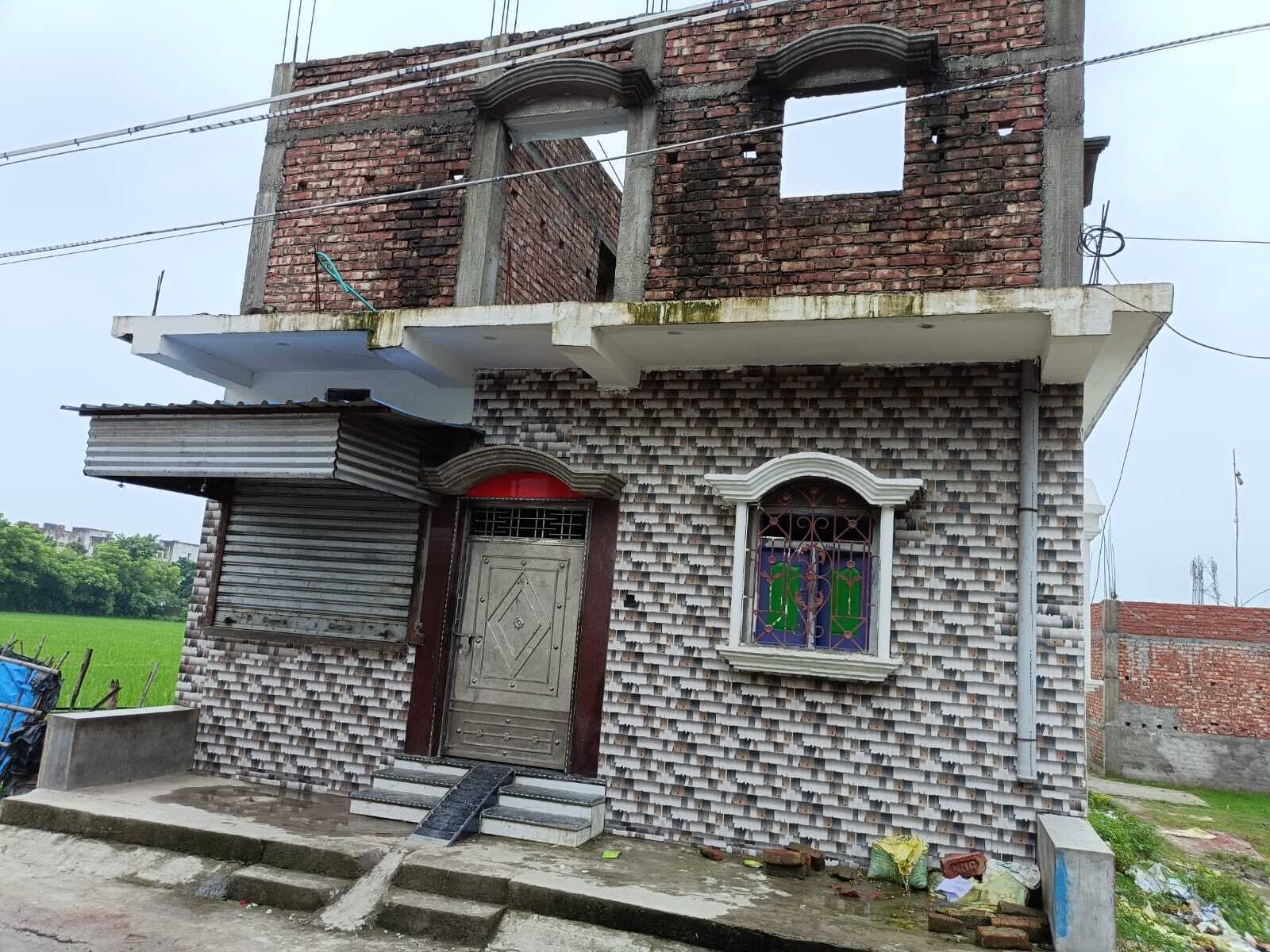 स्मैक की तस्करी से रहमान व डॉली ने अर्जित की है अकूत संपत्ति