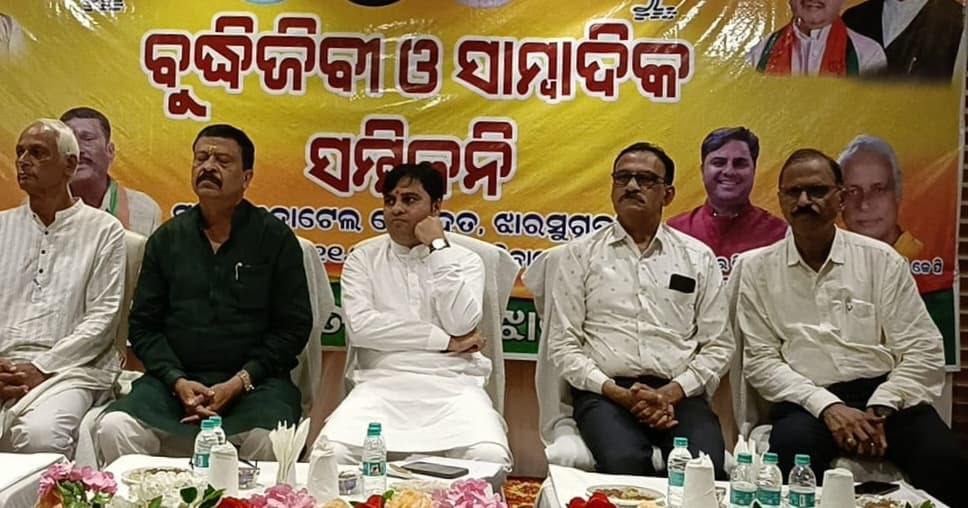 मंगल बाजार में पुन: अस्पताल चालू होगा, झारसुगुड़ा को मिलेगा सरकारी कॉलेज : विधायक