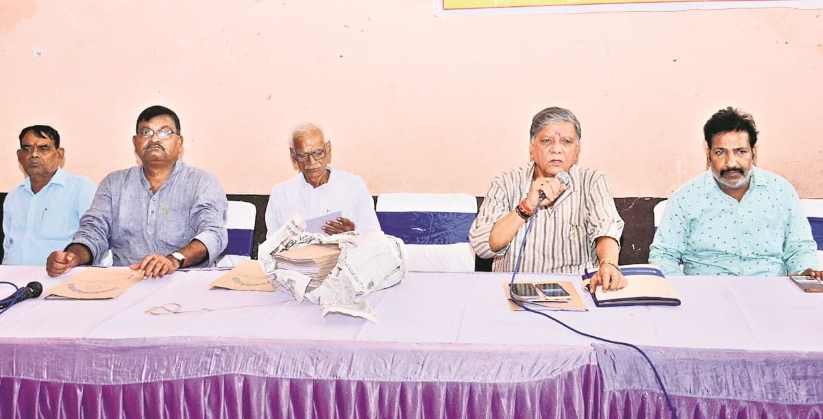 Ranchi News : पीडीएस डीलरों की कमीशन का भुगतान नियमित करने की मांग