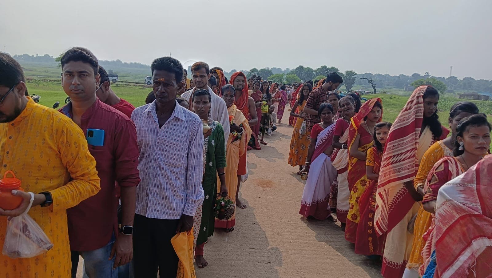 श्रद्धालुओं ने चौथे सोमवारी पर शिवालयों में किया जलाभिषेक