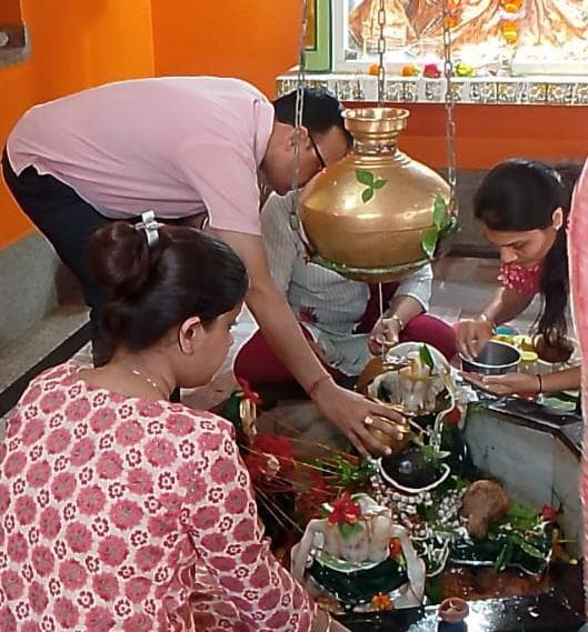 चौथी सोमवारी. राउरकेला व आस-पास के शिवालयों में उमड़ा जनसैलाब, महादेव का किया जलाभिषेक