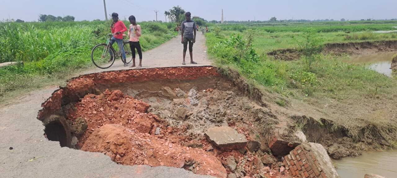कसहा दियारा को जोड़ने वाली पुलिया क्षतिग्रस्त