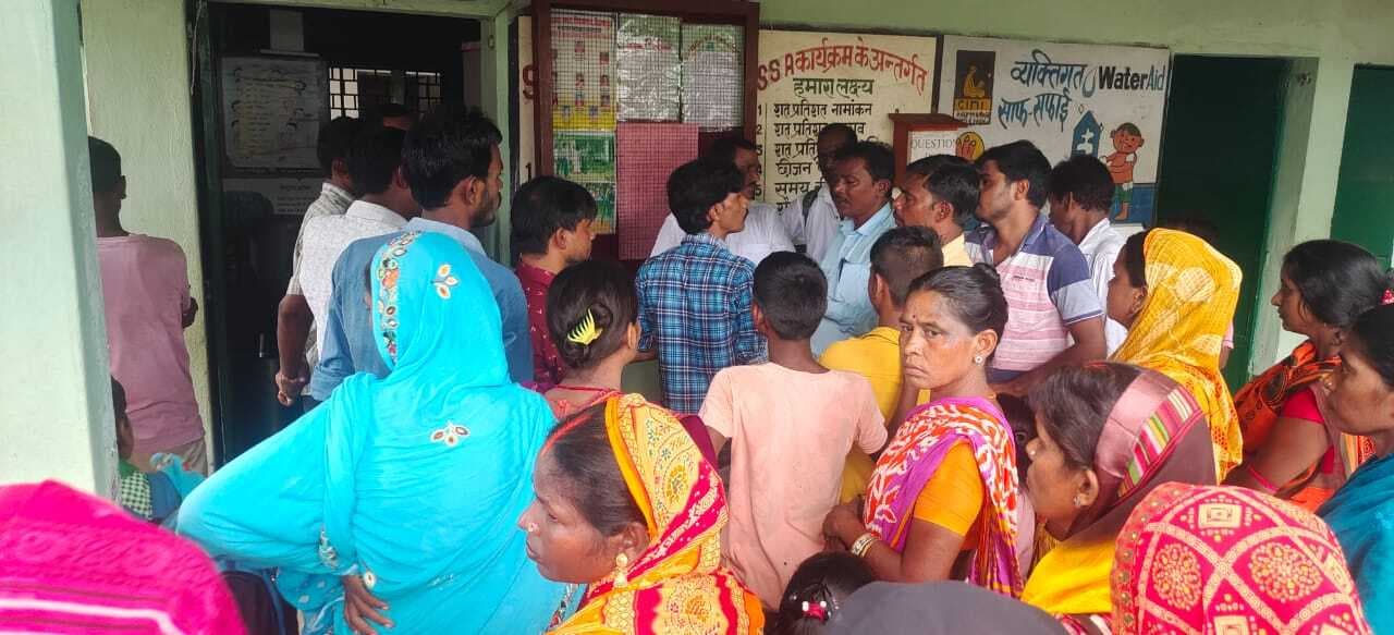 विद्यालय प्रबंधन समिति के चुनाव को किया गया स्थगित