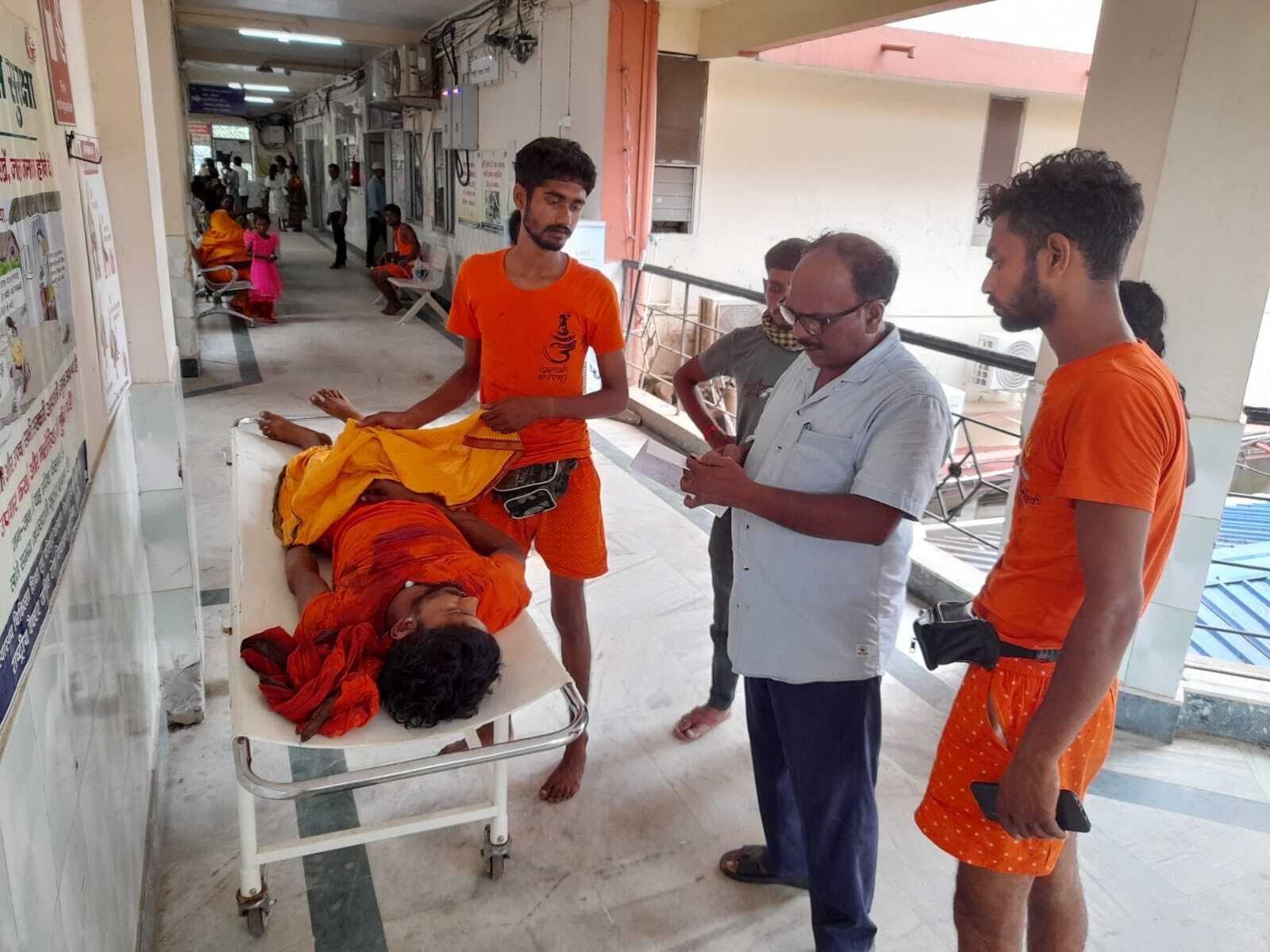 अज्ञात वाहन के धक्के से छपरा के कांवरिया की मौत