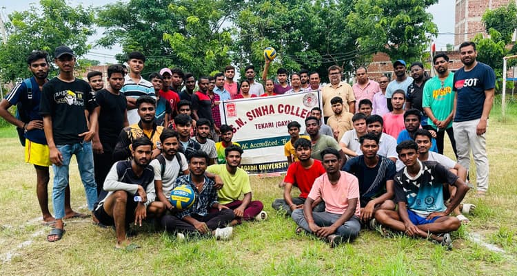 रेडर व डिफेंडर का चयन छात्रों के प्रदर्शन पर किया गया