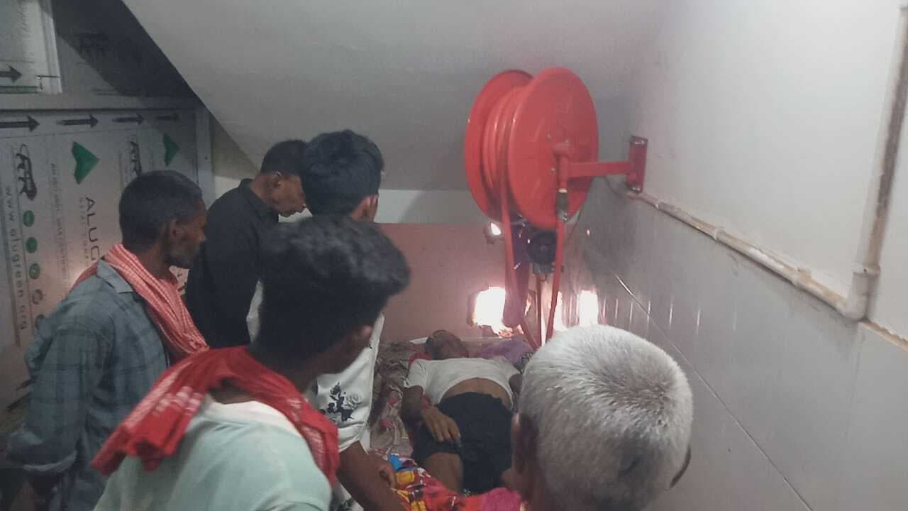 बीमारी से परेशान युवक ने फांसी लगाकर दे दी जान