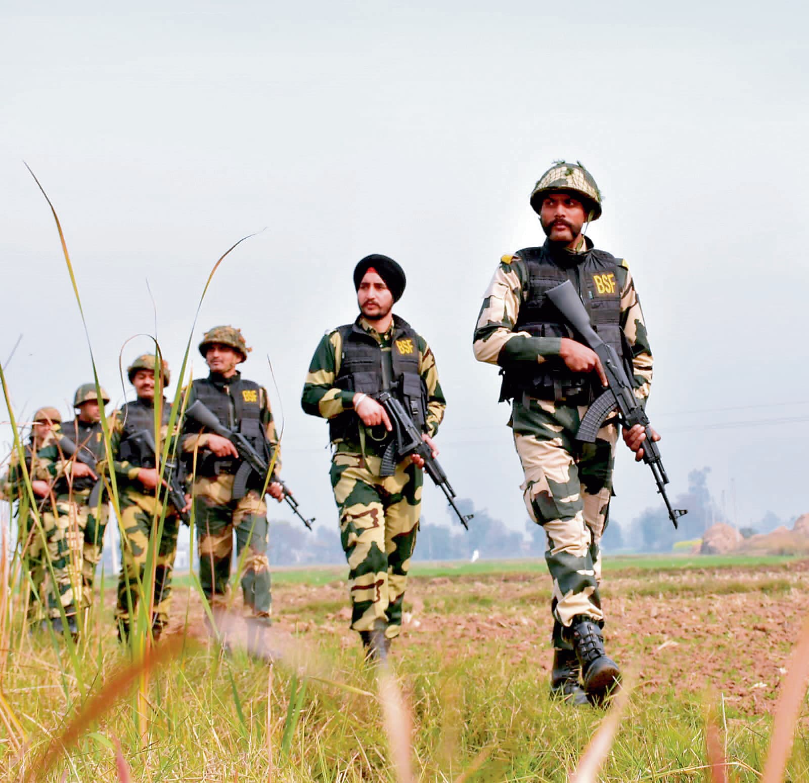 बांग्लादेश से सटी सीमा पर पहले से ज्यादा सतर्कता बरती जा रही