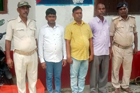 तीन वारंटी को रघुवंशनगर पुलिस ने भेजा जेल