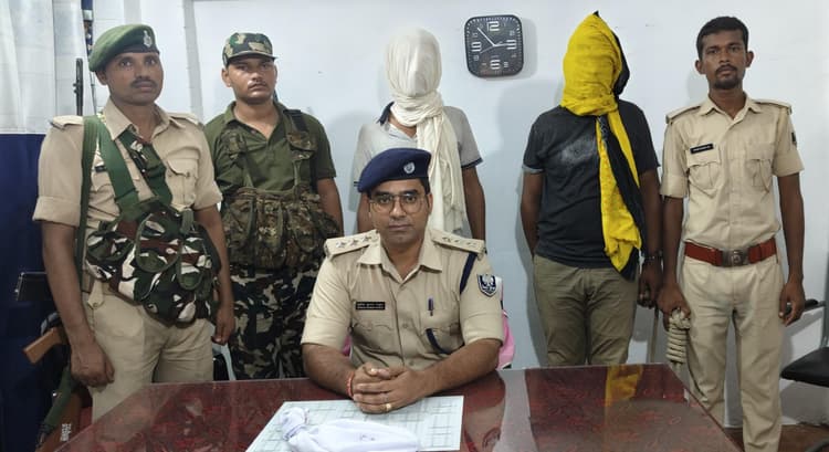 दियारा से दो बदमाश युवक हथियार व कारतूस के साथ गिरफ्तार