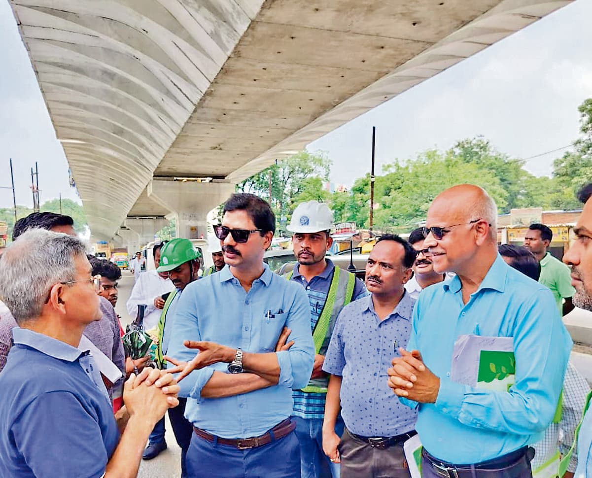 Ranchi news : कांटाटोली फ्लाइओवर का काम 15 सितंबर तक पूरा करें : सचिव