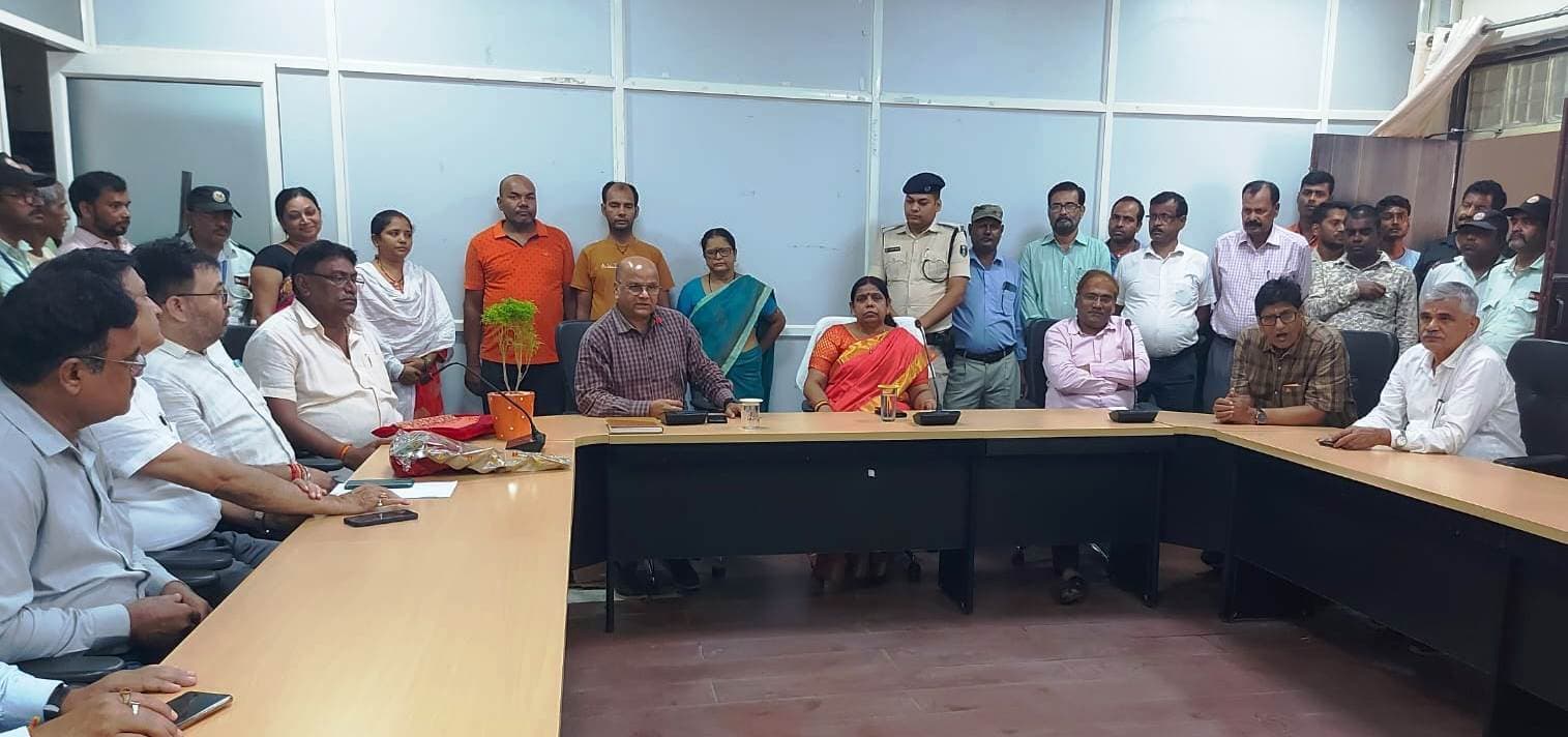 मुंगेर विश्वविद्यालय मुख्यालय में कुलपति को दी गयी विदाई