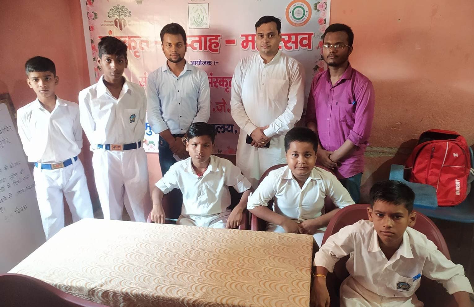 संस्कृत ही हमारी संस्कृति है. इसे सुरक्षित रखना कर्तव्य