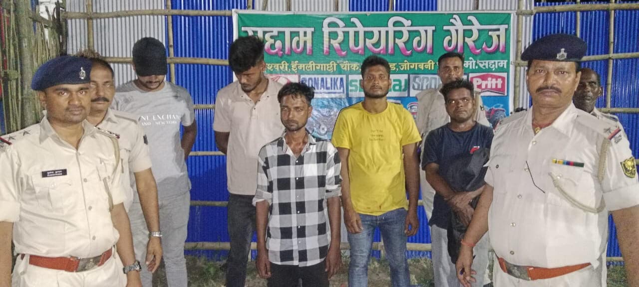 शराब के नशे में चार लोग गिरफ्तार