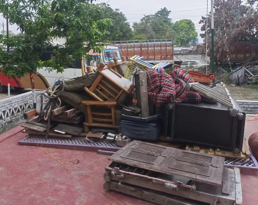 हत्या मामले में मेयर पति के घर की हुई कुर्की