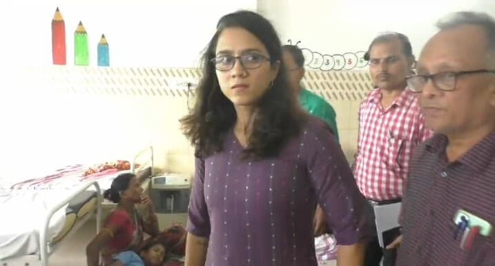 झारसुगुड़ा. मध्याह्न भोजन खाकर 28 छात्र-छात्राएं बीमार, जिलाधीश ने जांच का आदेश दिया