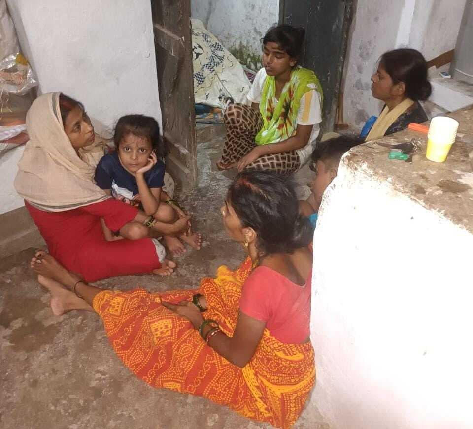 कैरिज एंड वैगन वर्कशॉप की छत से गिर कर प्राइवेट मजदूर की मौत