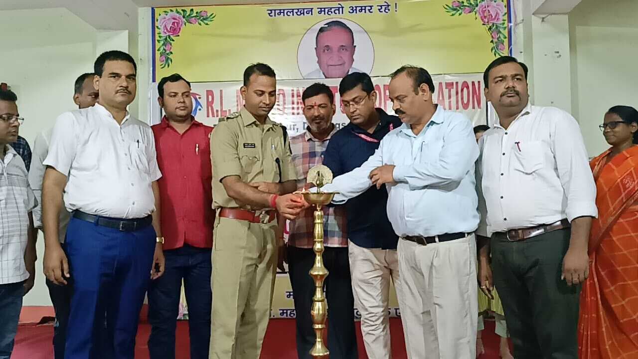 रैगिंग से छात्र-छात्राओं में होता है आत्महीनता का बोध : डीएसपी