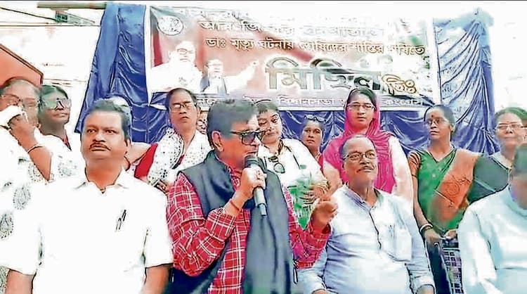 आंदोलन के बहाने बंगाल को अशांत करने की साजिश : शत्रुघ्न सिन्हा