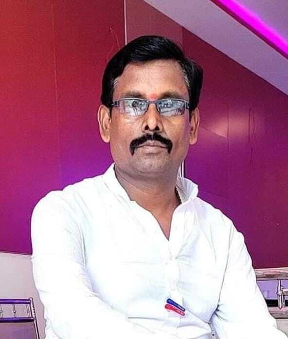 सहायक अध्यापक का शव गांव पहुंचा, ज्येष्ठ पुत्र ने दी मुखाग्नि