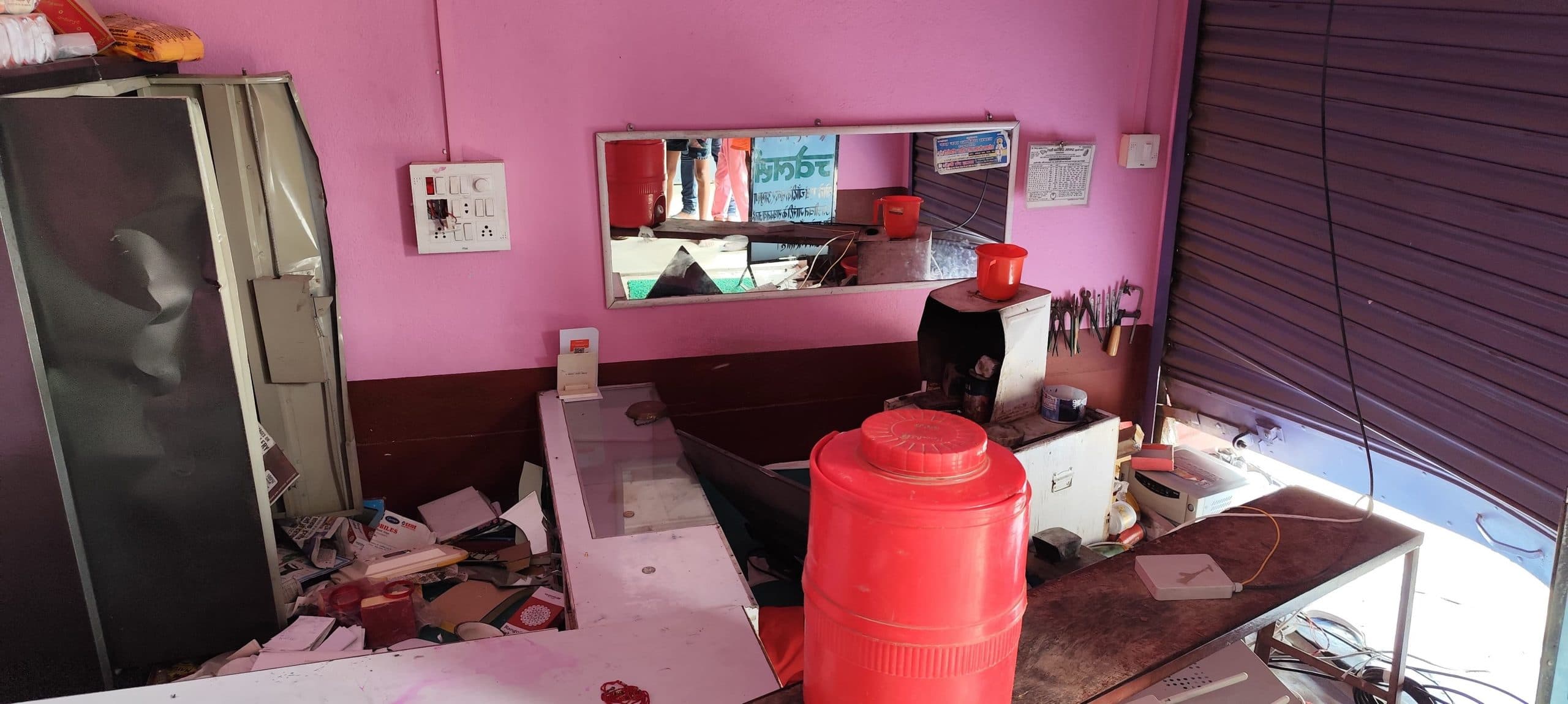 वजीरगंज के तरवां में जेवर दुकान से लाखों की हुई चोरी