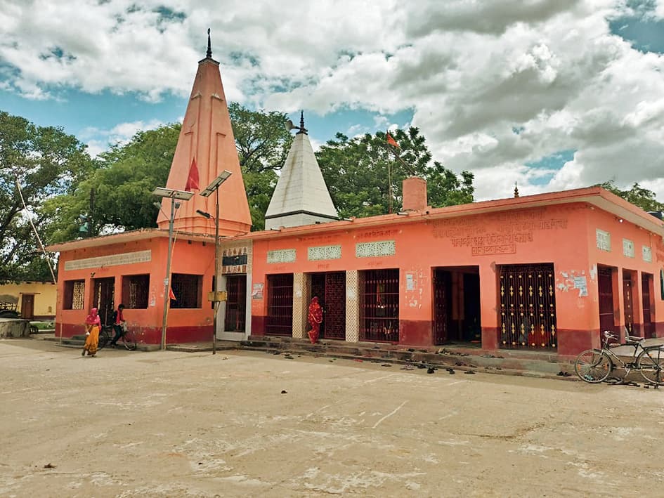 सिद्धेश्वरनाथ महादेव के दर्शनमात्र से पूर्ण होते हैं मनोरथ