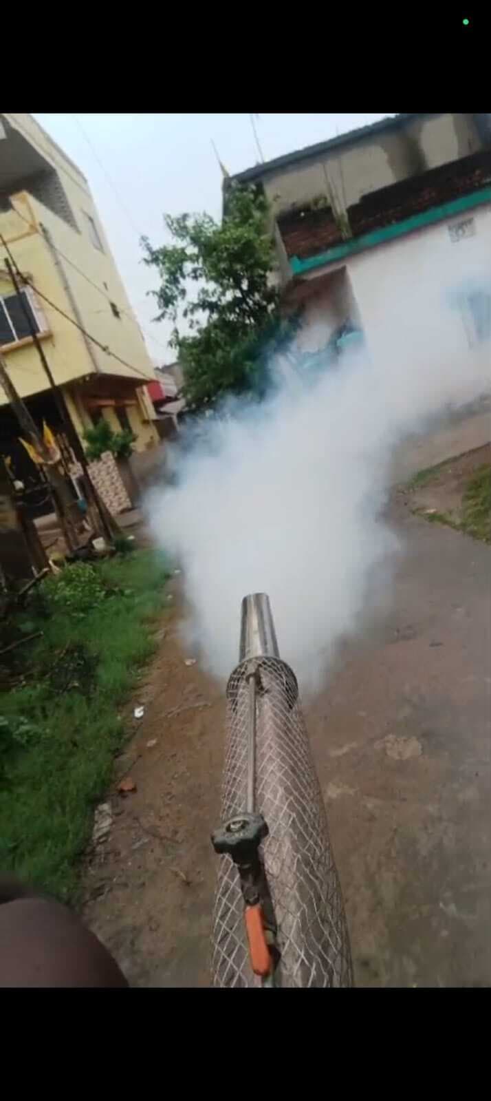 मानगो में डेंगू के रोकथाम के लिए चला फॉगिंग व दवा छिड़काव अभियान