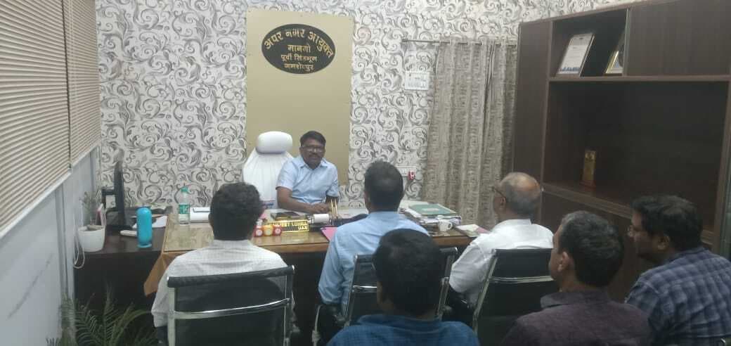 बिना गारंटी ले सकते 50 हजार तक का लोन, मिलेगा आठ योजनाओं का लाभ : अपर नगर आयुक्त