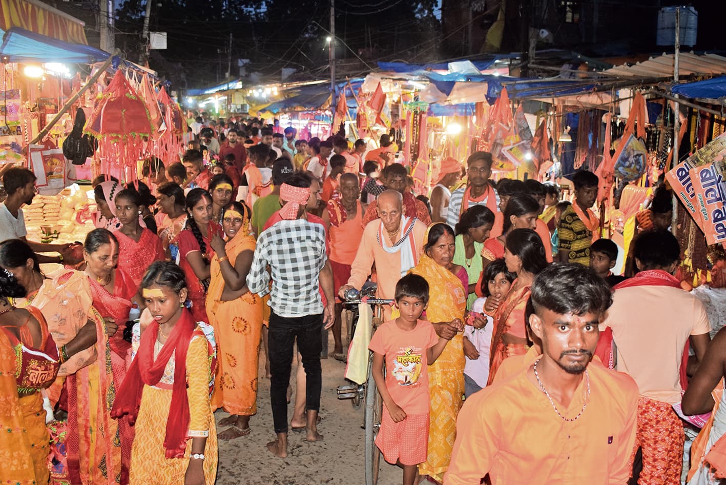 फाइल- 28- सावन माह की अंतिम सोमवारी को लेकर शिवालयों में उमड़ेगी भीड़