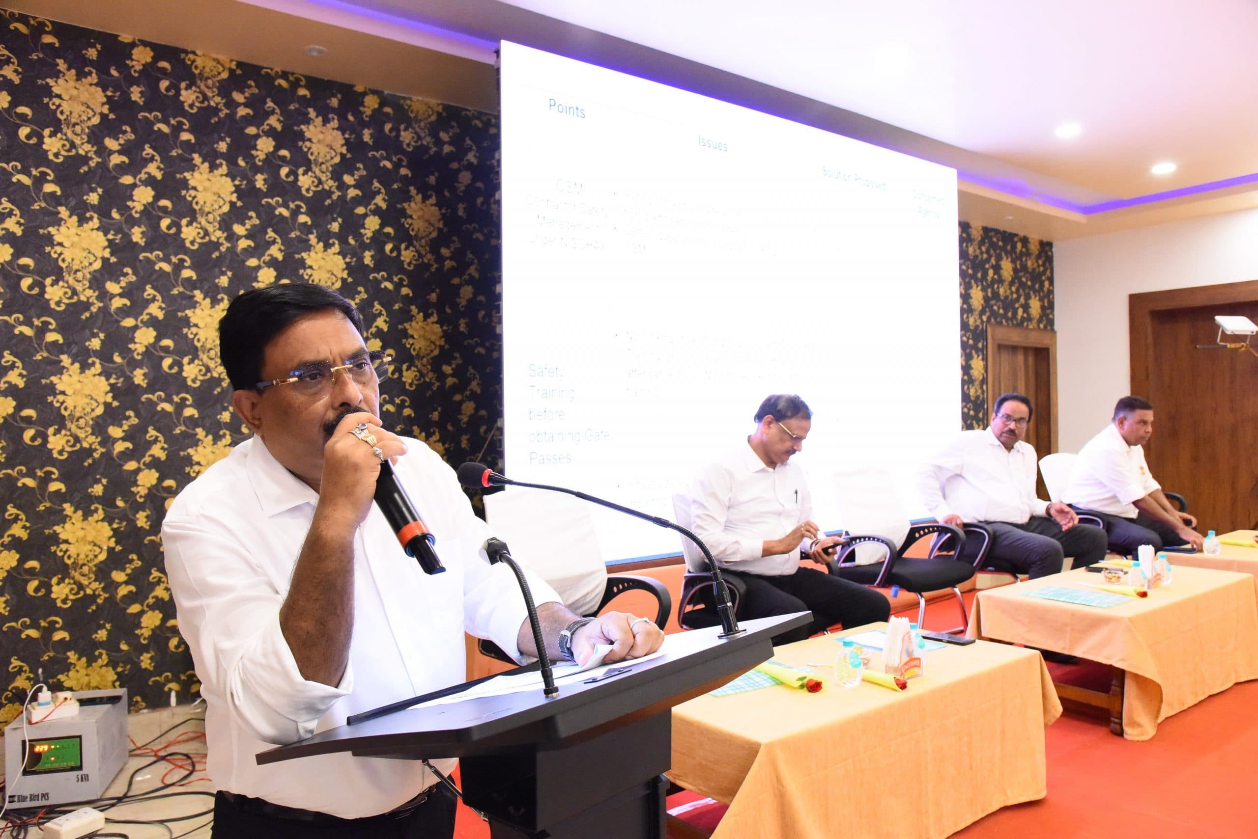 आरएसपी के सम्मेलन में बोले निदेशक प्रभारी, संबंधों को मजबूत करने के लिए लीक से हटकर कुछ नया सोचें संविदा सेवा प्रदाता