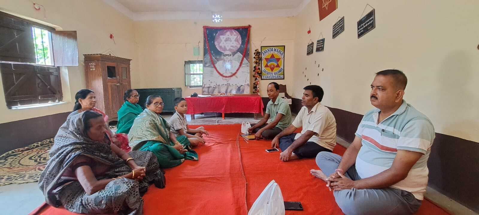 सावन पूर्णिमा पर आनंद मार्ग जागृति स्कूल में कीर्तन का हुआ आयोजन