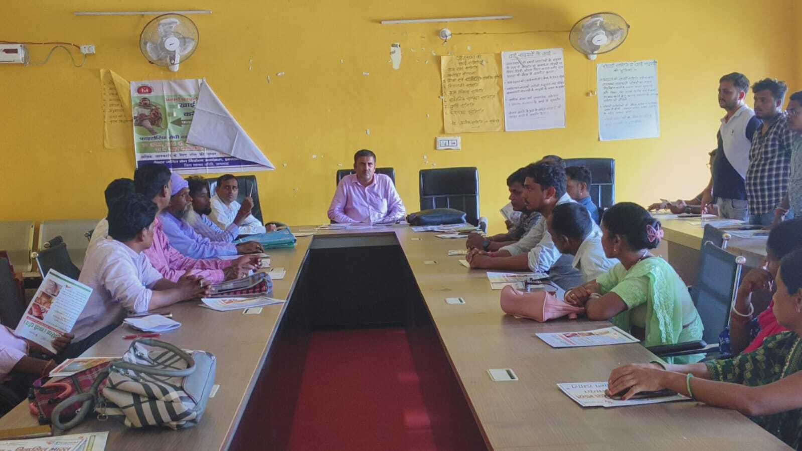 केवल योग्य परिवारों को ही दें अबुआ आवास : बीडीओ