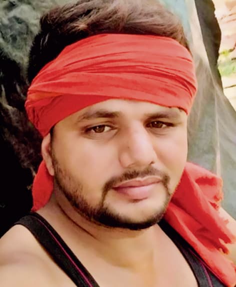 किशनगंज में हुए सड़क हादसे में पोखरेड़ा के ट्रक चालक की गयी जान