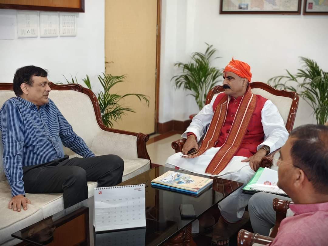 आरओबी निर्माण ससमय करें पूरा, गुणवत्ता पर भी दें ध्यान: गोपालजी