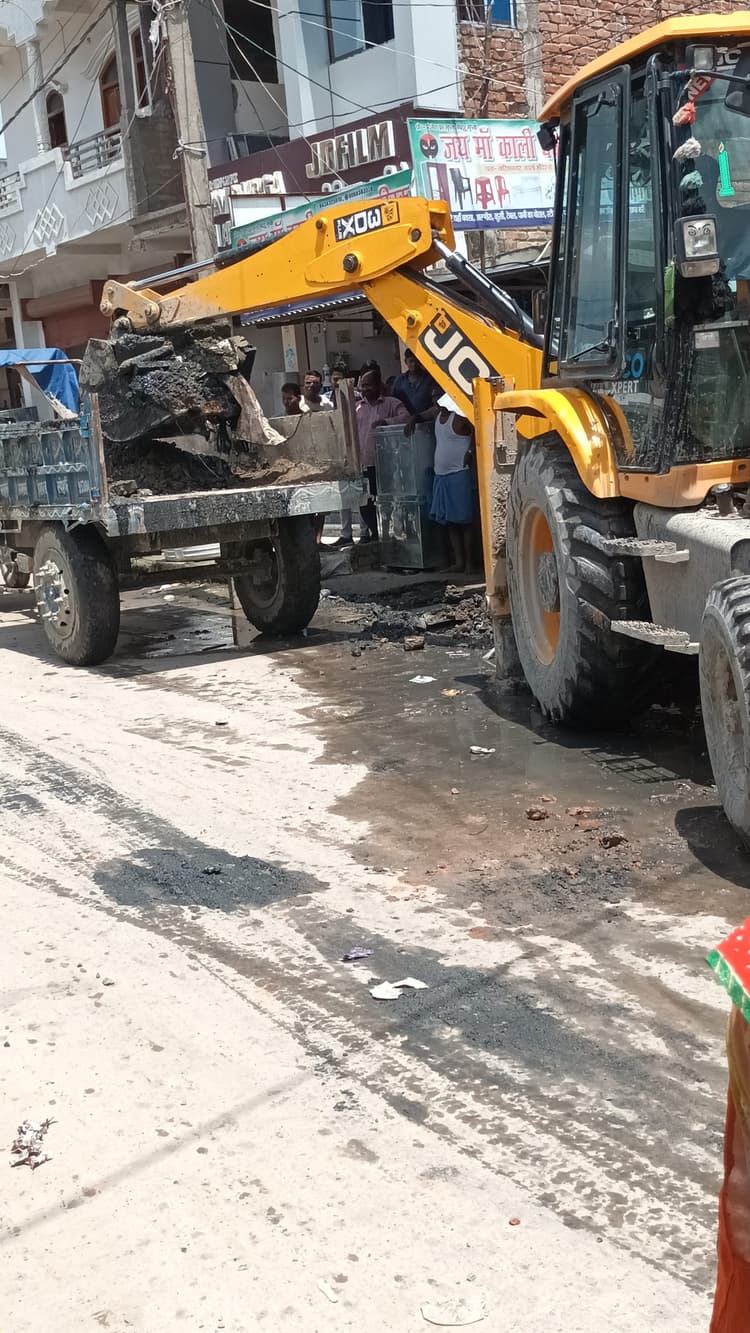 मुख्यालय बाजार में नाला निर्माण कार्य शुरू, लोगों में हर्ष