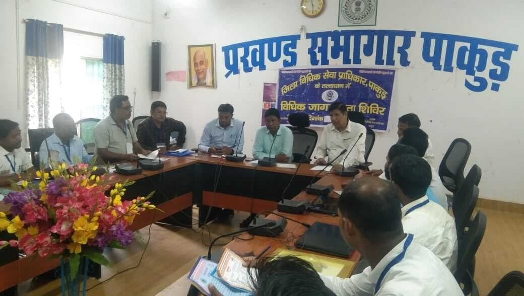 ”अकेले नहीं हैं आप” अभियान को लेकर किया लोगों को जागरूक
