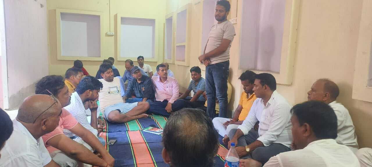 बिजली समस्या पर हुई चर्चा, दी आंदोलन की चेतावनी