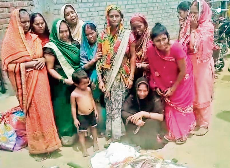 बिशुनपुर गांव में युवक की हत्या, आहर में मिला शव