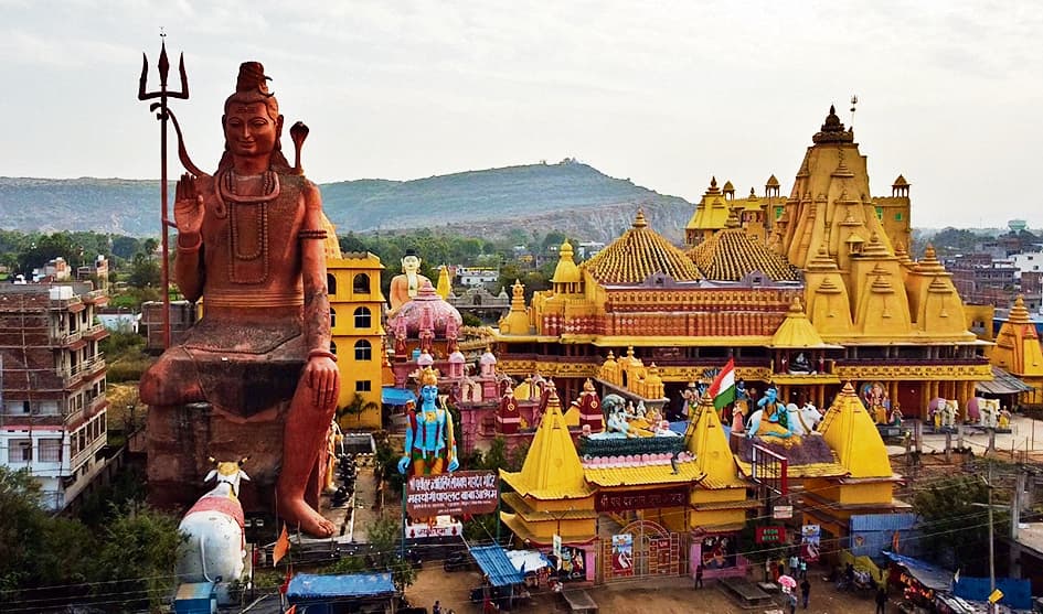 उतराधिकार या ट्रस्ट करेगा पायलट बाबा धाम का संचालन?