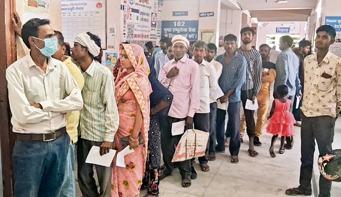 शहर में डेंगू ने दी दस्तक, पांच नये मरीज मिले, दो मेडिकल कॉलेज किये गये रेफर