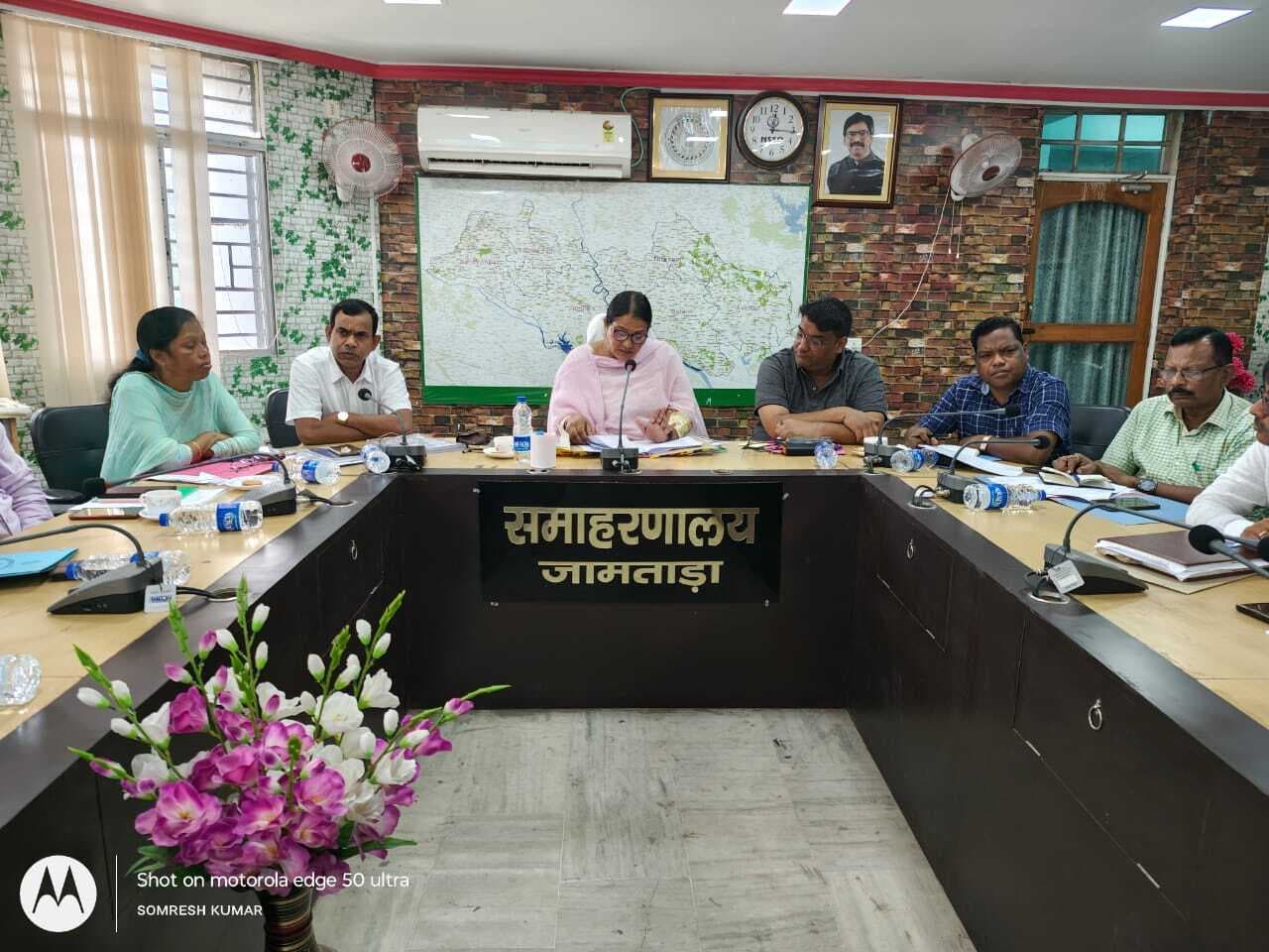 अफसर कार्यालय आने वाले लोगों की समस्या का करें हल, छोटे-मोटे कार्यों के लिए दौड़ायें नहीं