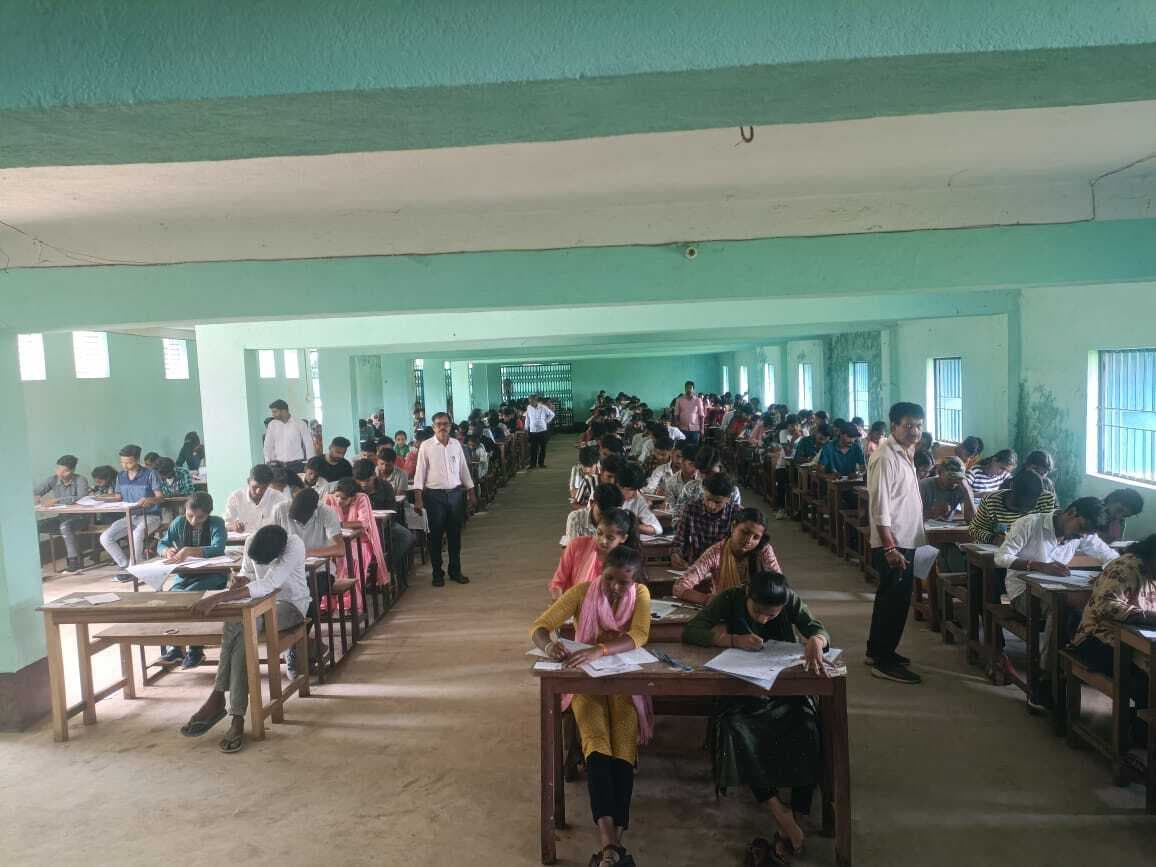 कदाचार मुक्त हुई सेमेस्टर-2 की परीक्षा