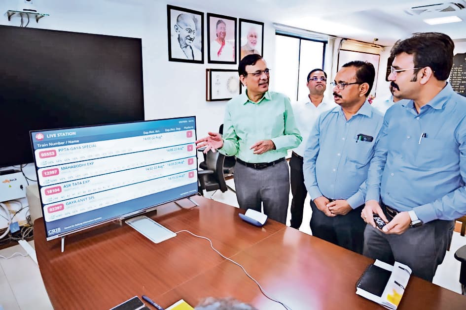 ऑटोमेटेड पैसेंजर इनफाॅर्मेशन सिस्टम से स्टेशन पर मिलेगी ट्रेन से जुड़ी हर जानकारी
