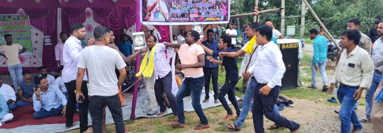 अबुआ आवास के लाभुक चयन में गड़बड़ी : विजय सिंह