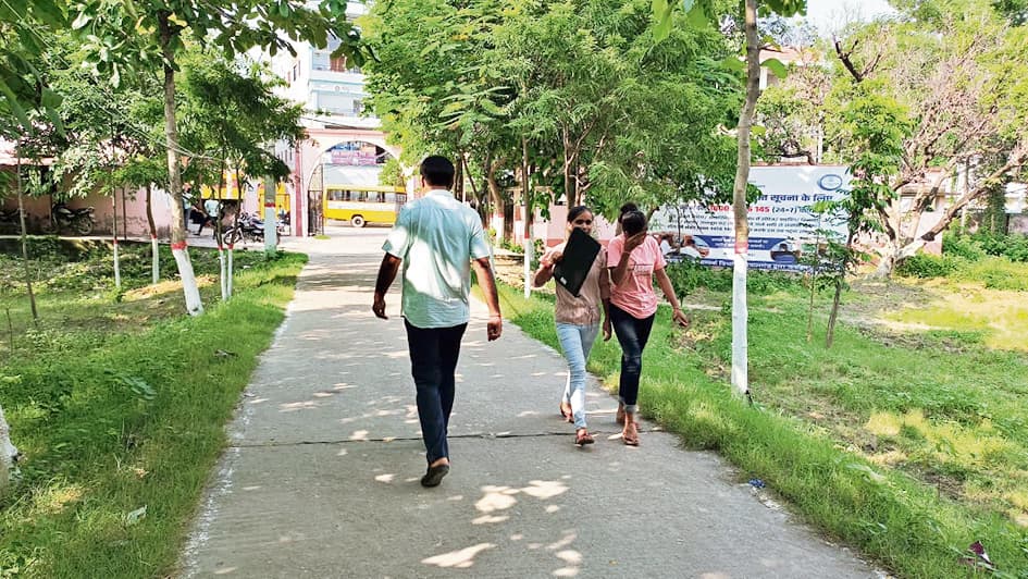 जेपीयू ने स्नातक फाइनल इयर का परीक्षा फॉर्म भरने का काम रोका