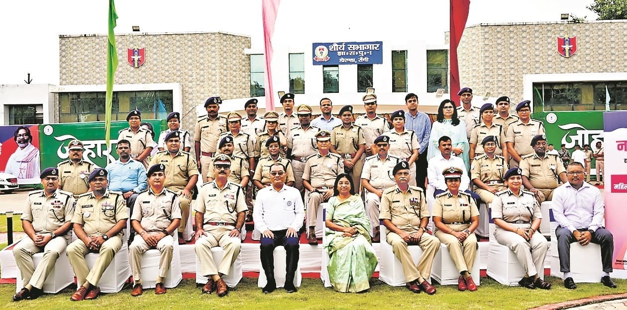 Ranchi News : महिला पुलिस की समस्याओं के निदान को लेकर सरकार कृतसंकल्प : सीएस