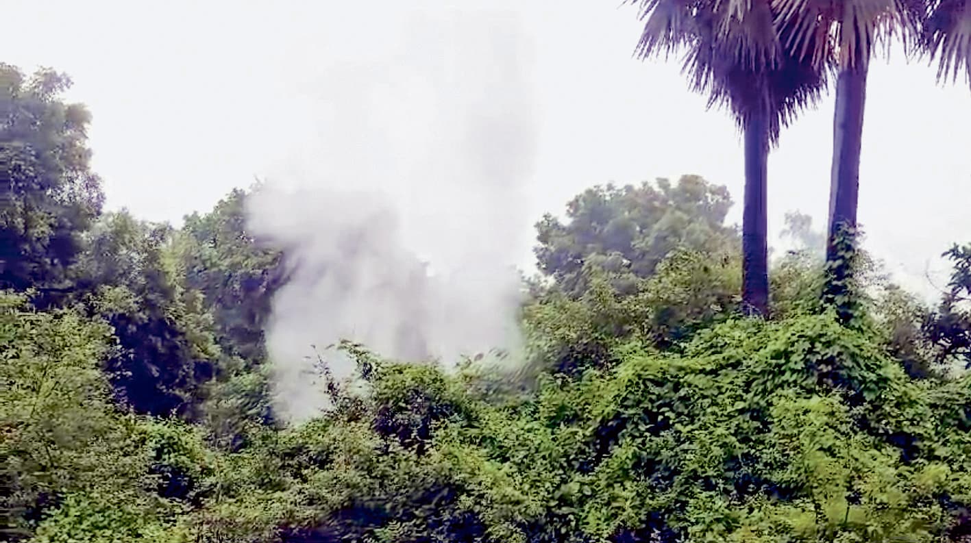 केंदा भुईंयापाड़ा में धंसान, निकल रहा धुआं