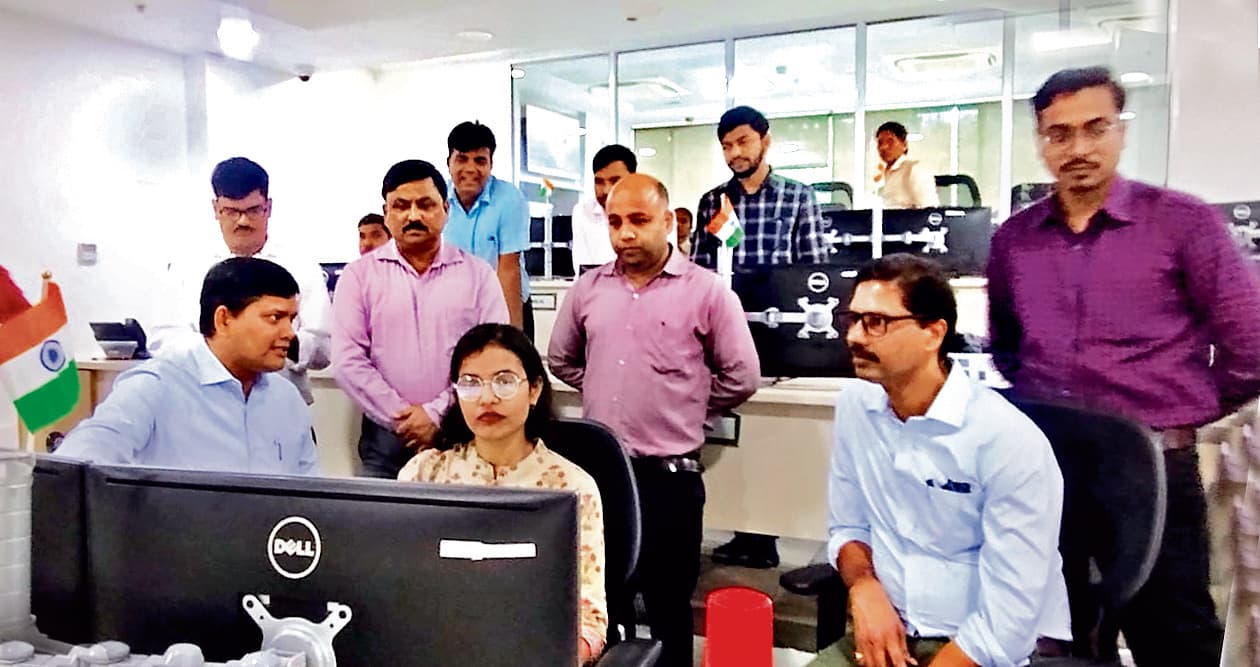 Ranchi news : ट्रैफिक नियमों का उल्लंघन करनेवालों को एआइ के माध्यम से चालान भेजें : सचिव