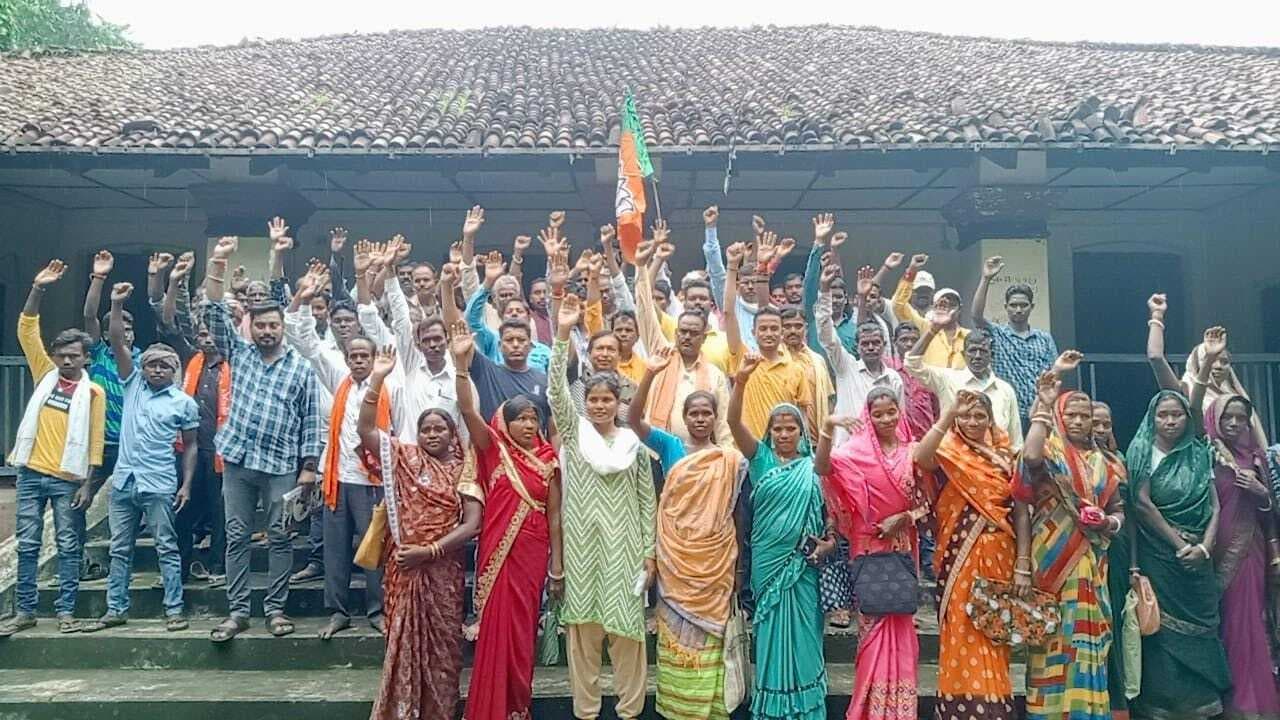 पांच दिनों में मंडल अध्यक्ष को पदमुक्त करें, नहीं तो देंगे सामूहिक त्याग-पत्र